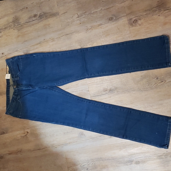 Vintage y2k straight leg Levi's - Picture 2 of 8